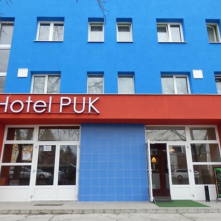 Hotel Puk Topoľčany Dış mekan fotoğraf